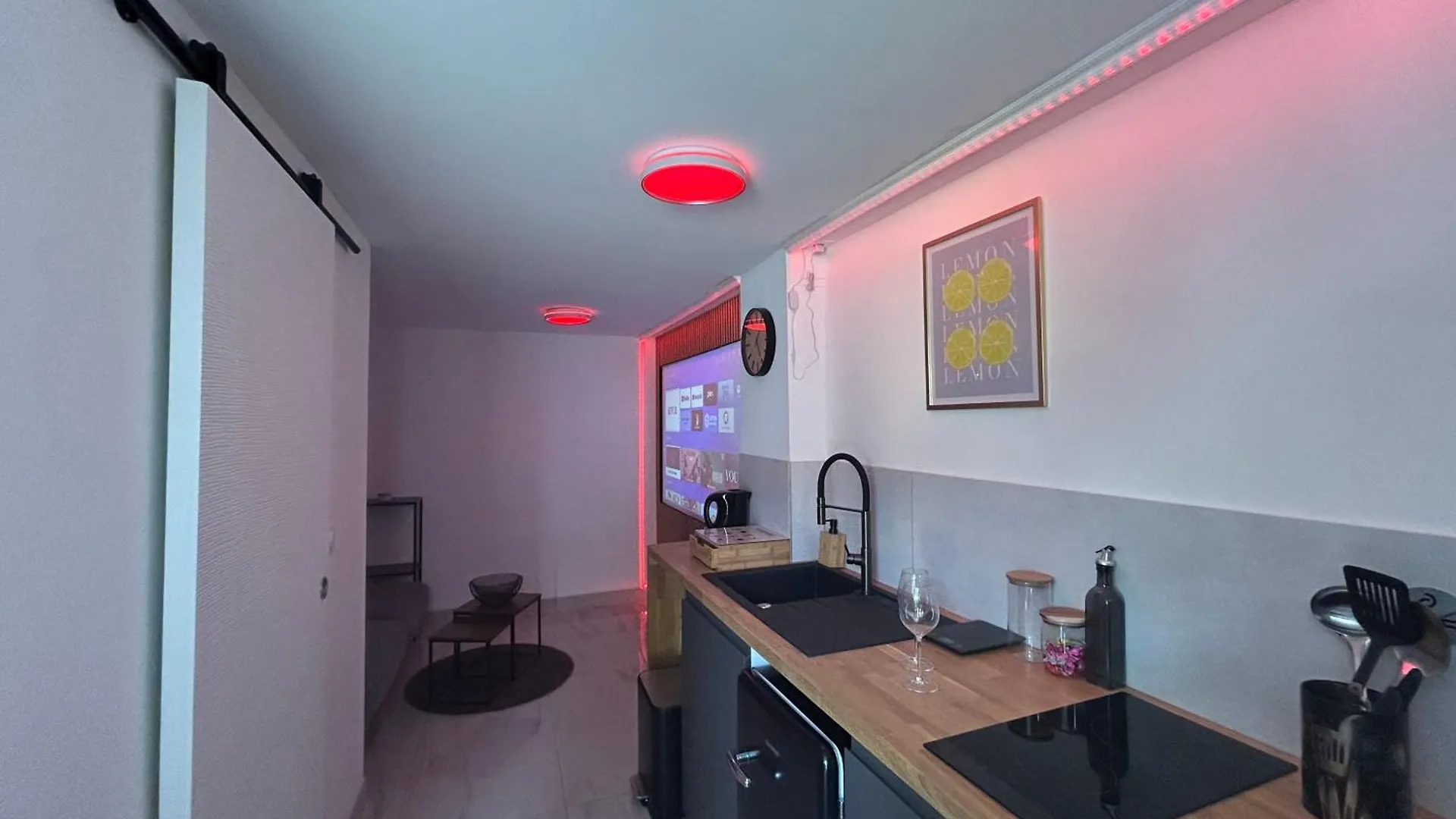 Studio Smart & Design - Cannes 0*,  Frankrijk
